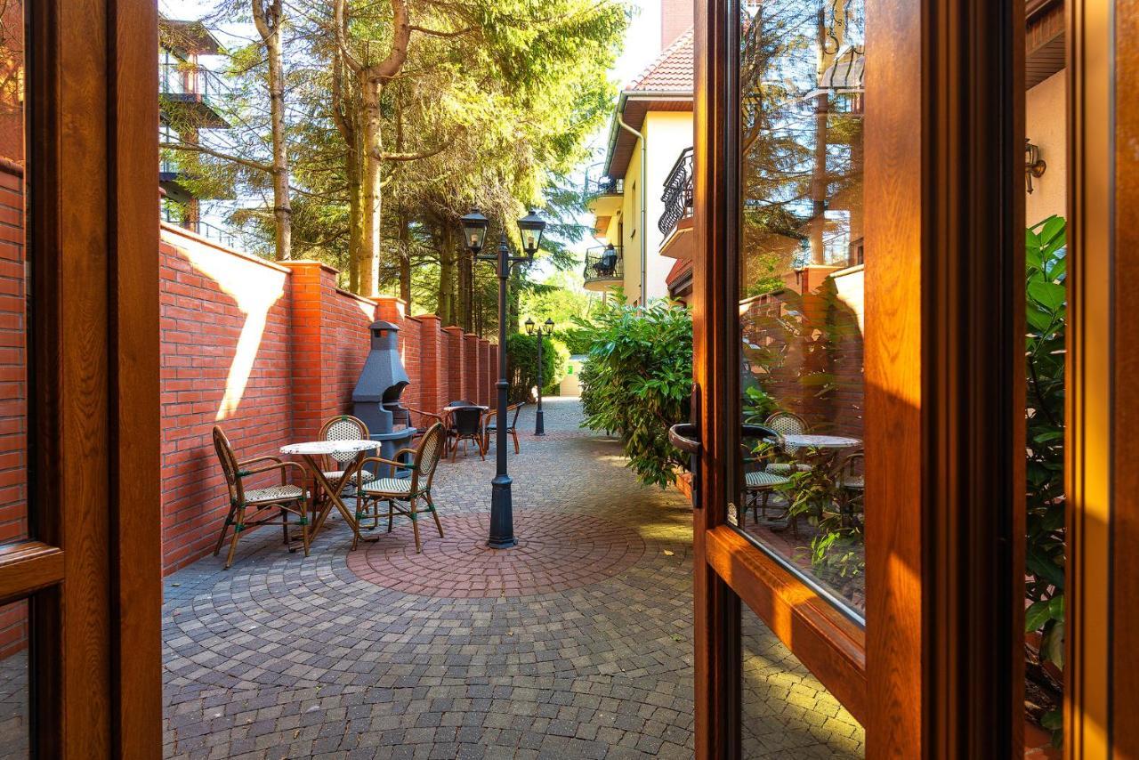 Dworek Morski Spa & Wellness Мельно Экстерьер фото